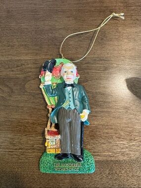 Kurt Adler The Wonderful Wizard of Oz Holiday Ornament with Gold Cord